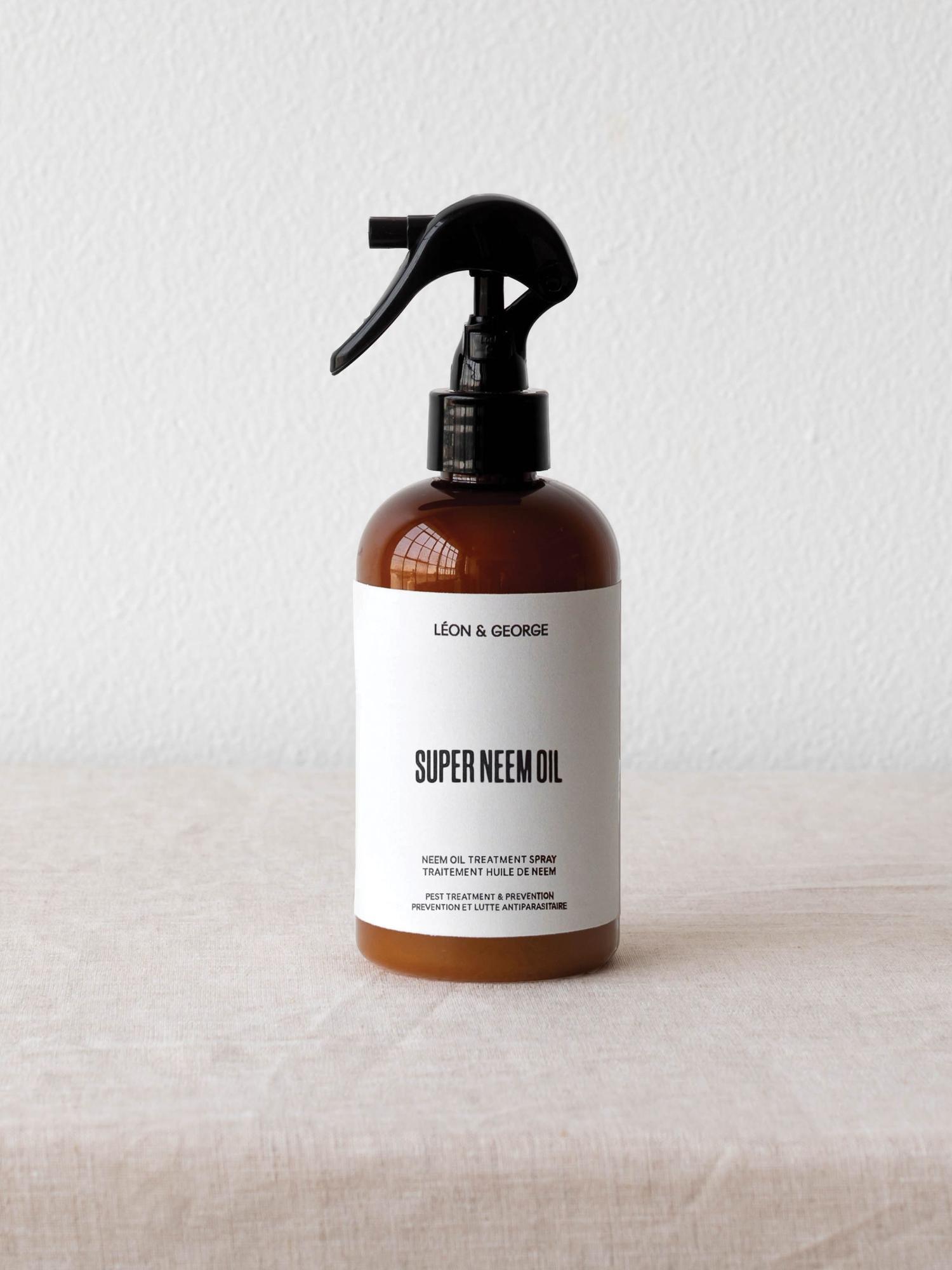Super Neem Oil, plant accessory, shipped by Léon & George