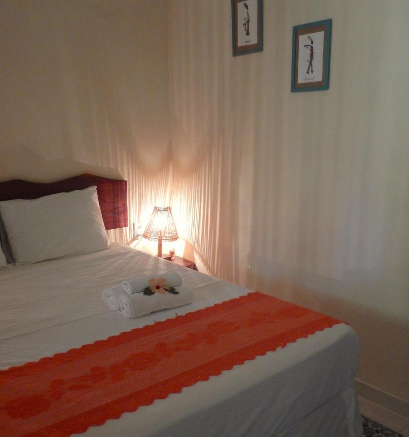 Quarto com Cama de Casal ou 2 de Solteiro