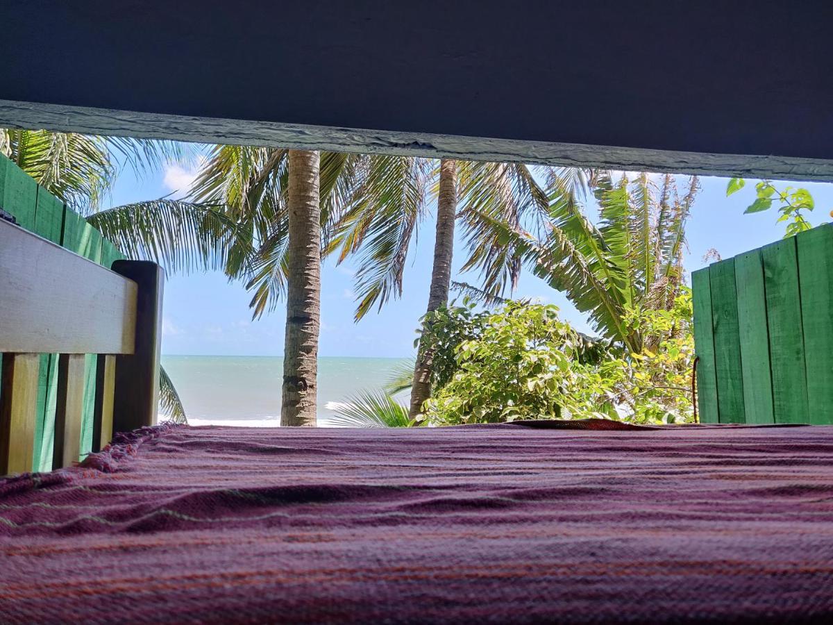 Quarto com 2 Camas de Solteiro e Vista do Mar