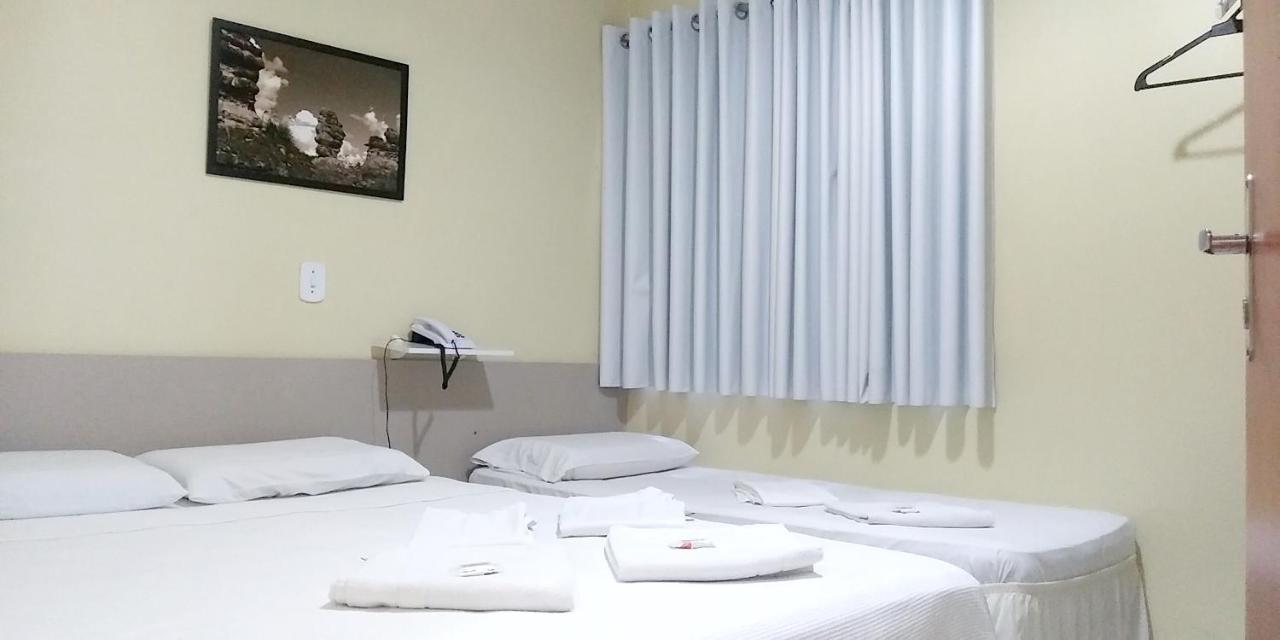 Quarto Triplo Básico