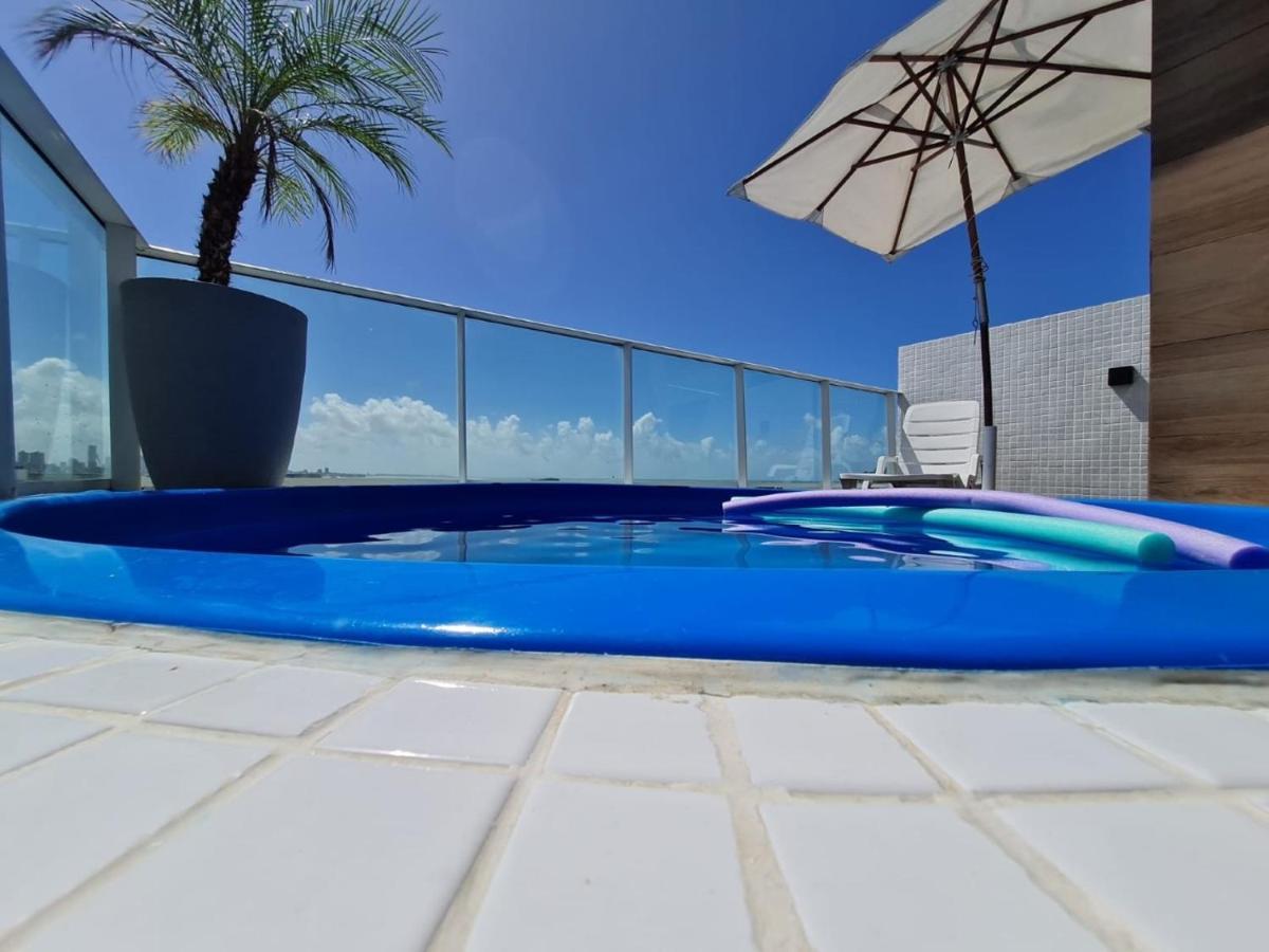 Apartamento com Vista do Mar