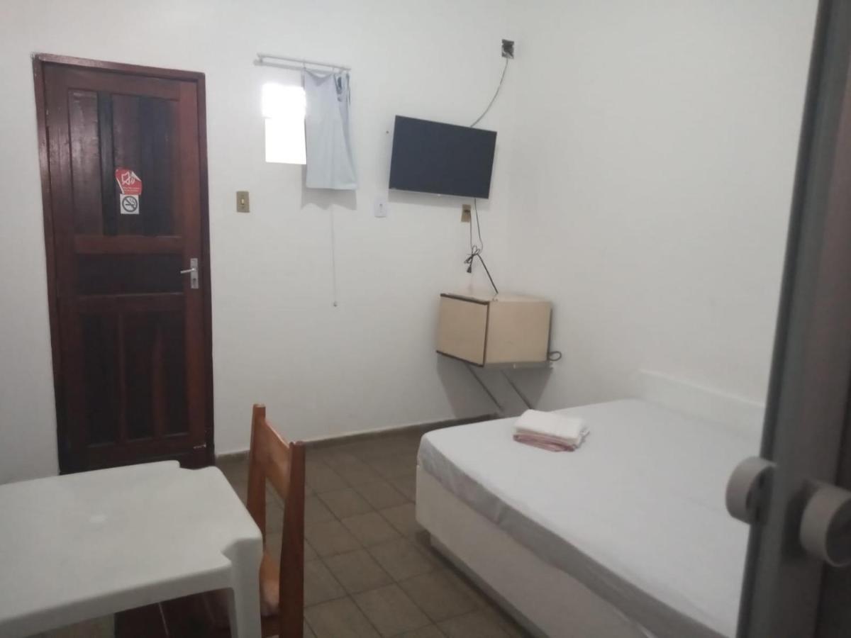Quarto Deluxe (2 Adultos + 1 Criança)