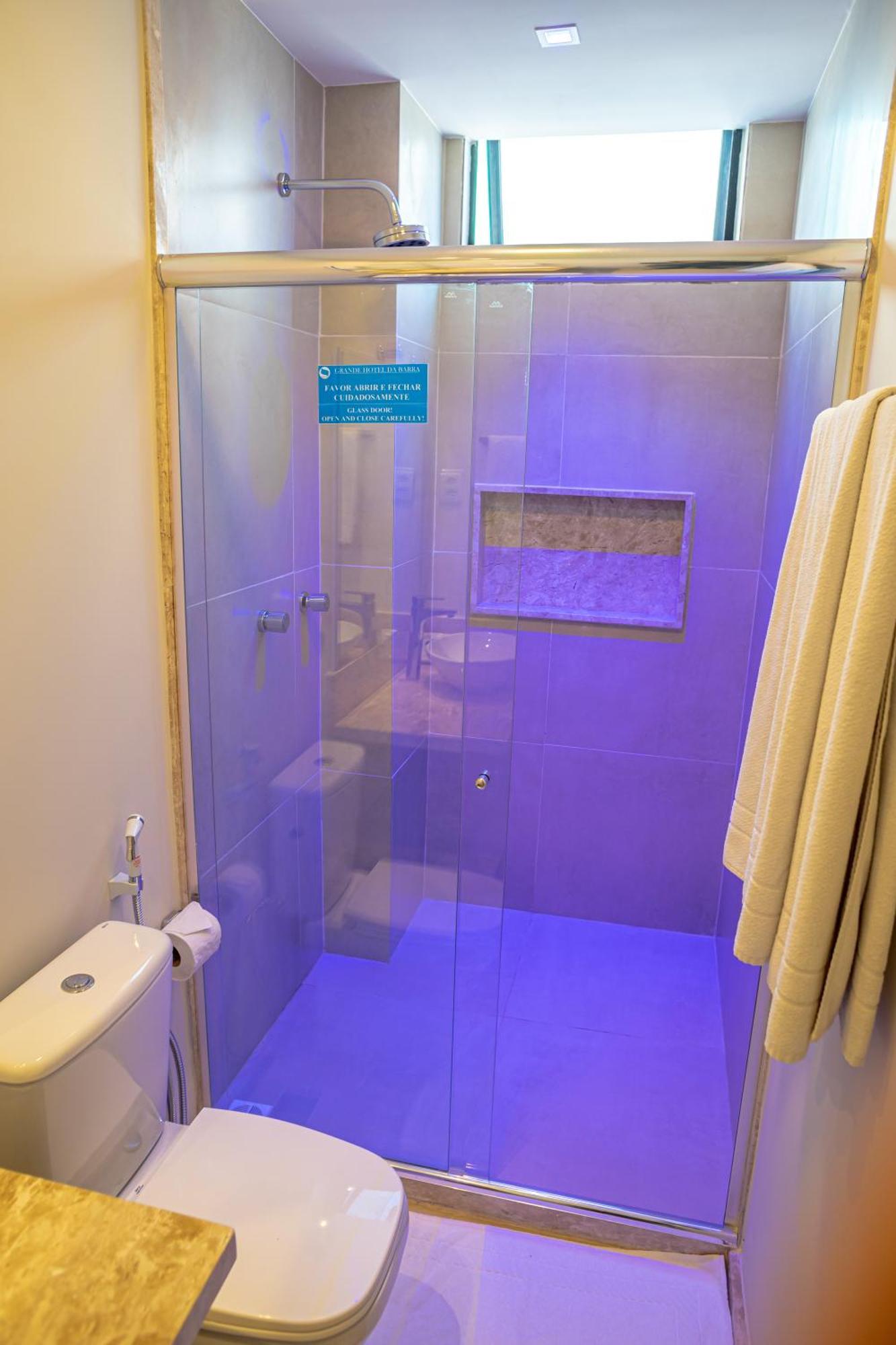 Deluxe Twin Room with pool view,1212686212:JPEG