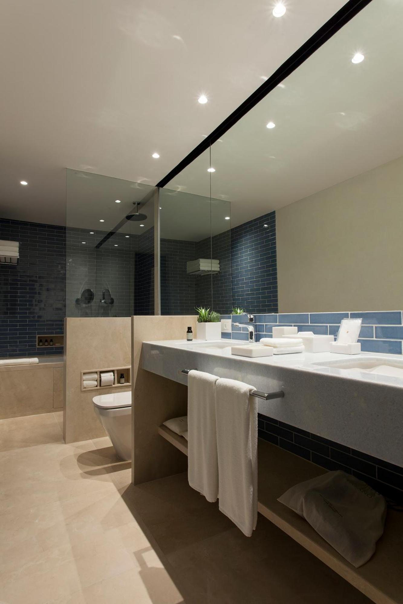 Suite with Sea View