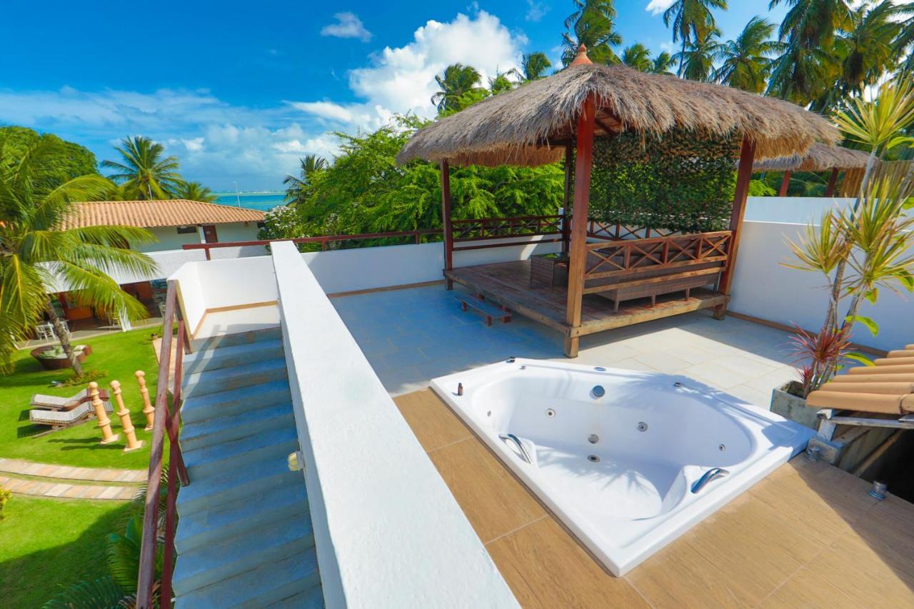 Suíte Duplex Luxo com Banheira de Hidromassagem