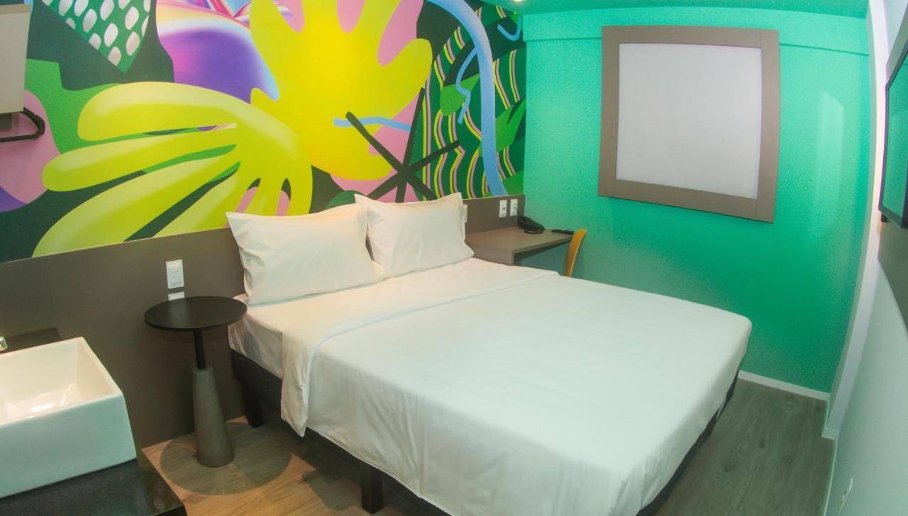 Quarto Duplo Standard