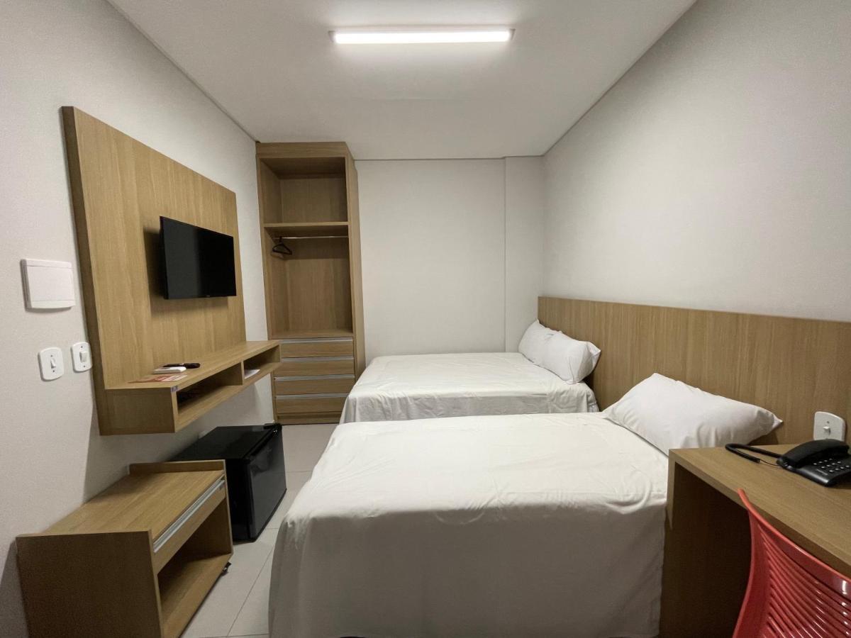 Quarto Duplo