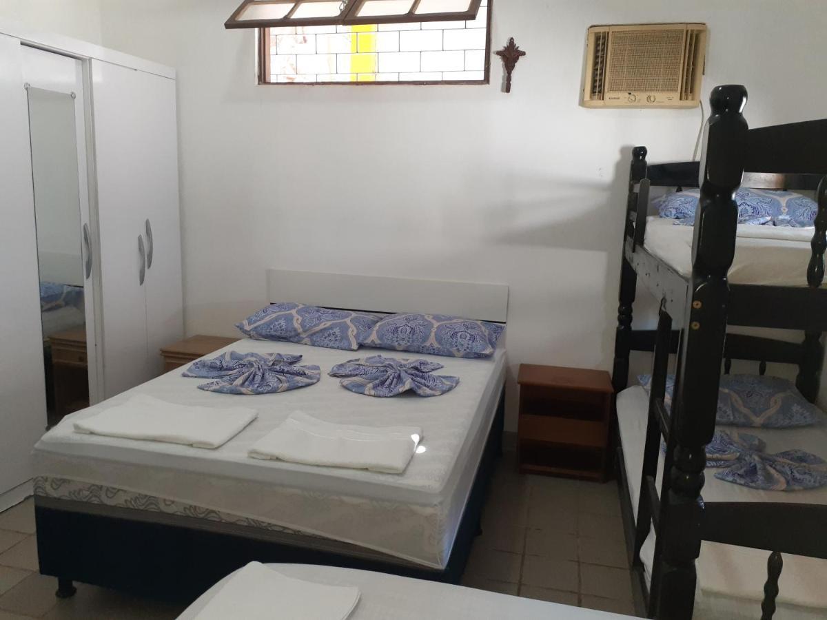 Three-Bedroom House,1344613583:JPEG