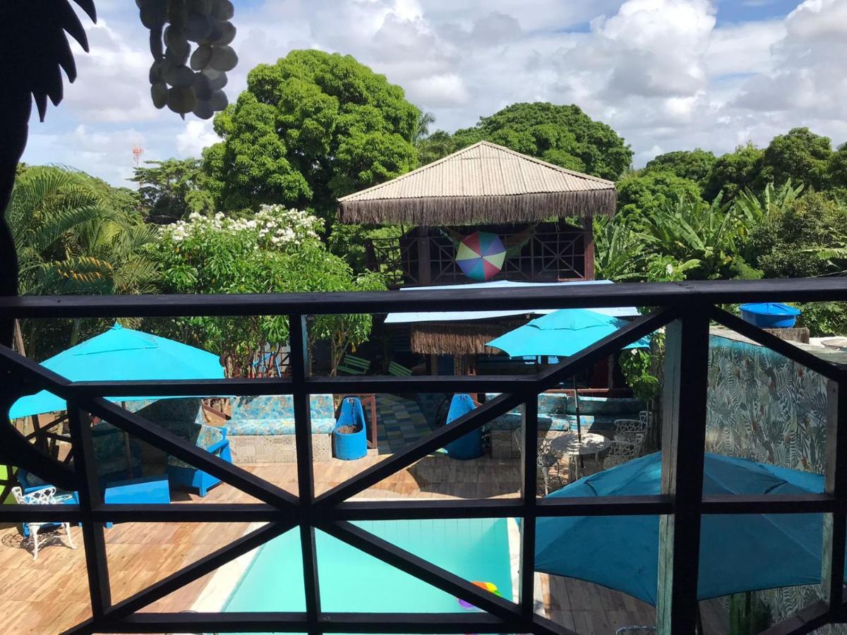 Suíte com Vista para a Piscina