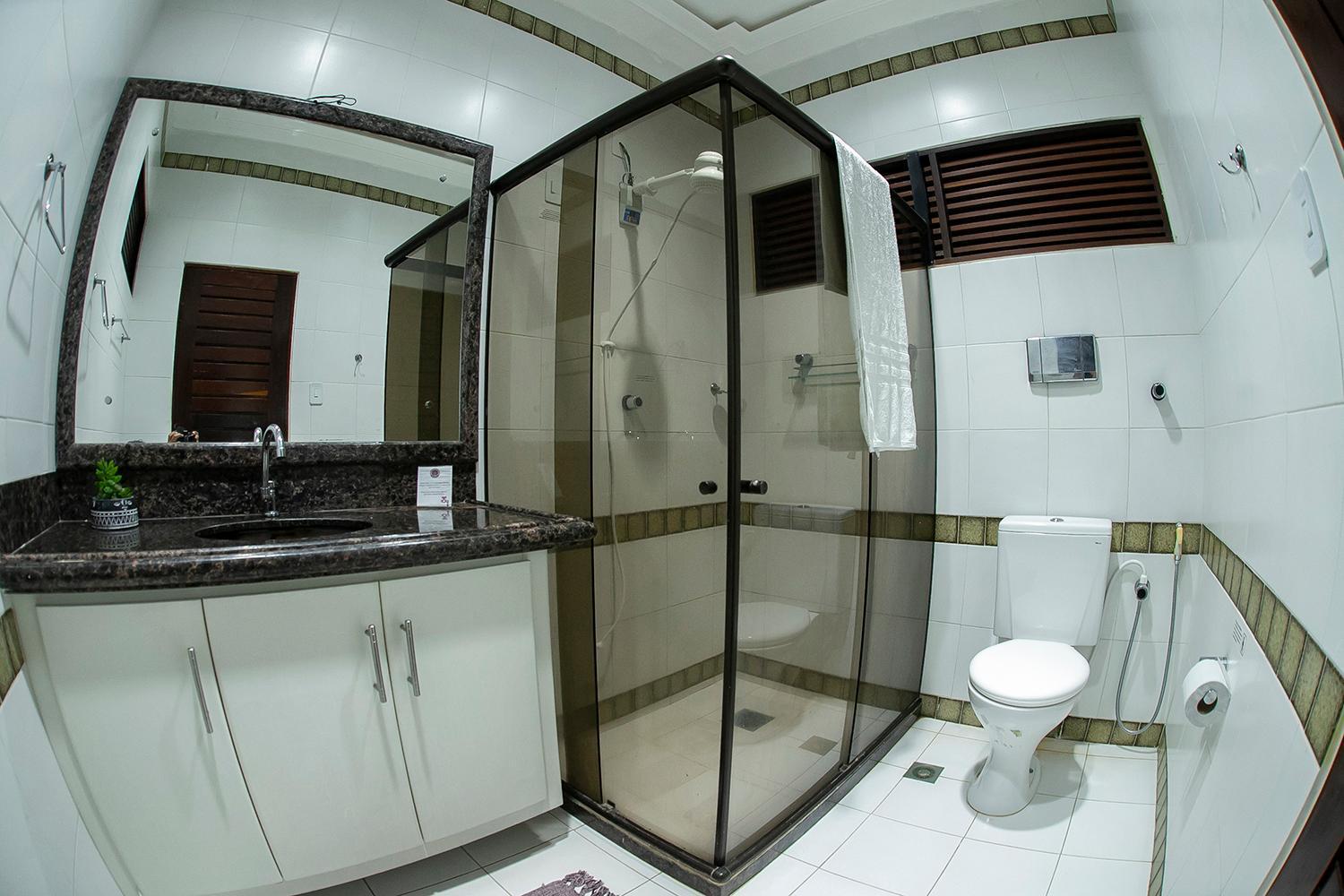 Single Bed in Mixed Dormitory Room