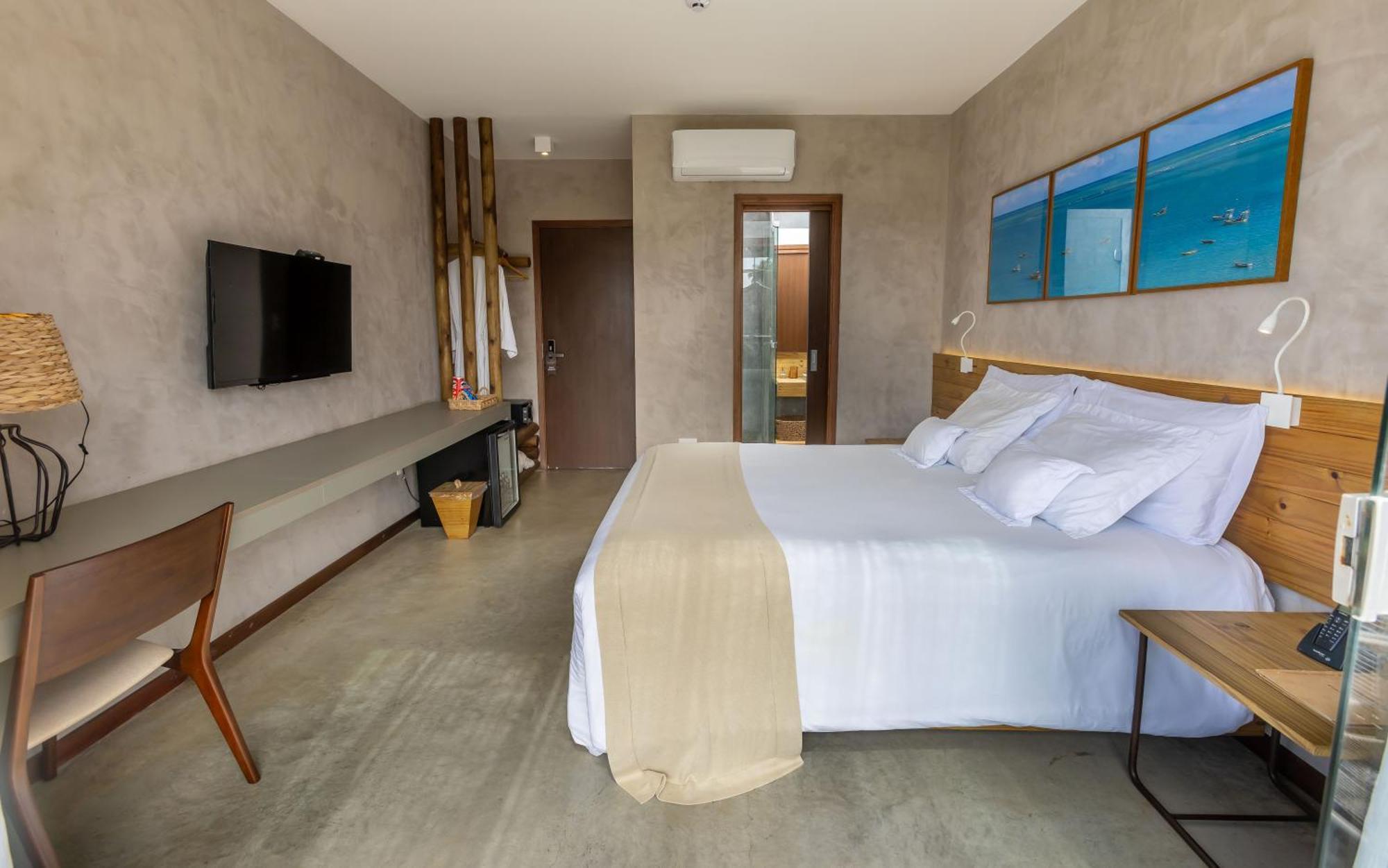 Suite Balcony King-size bed Sea Side View Bromélia