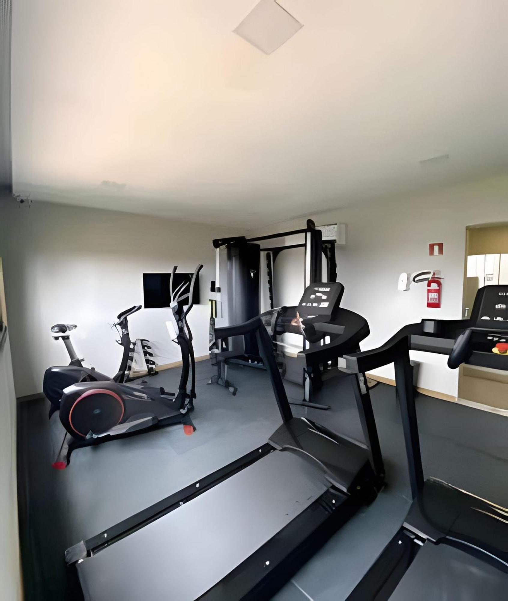 One-Bedroom Apartment,1571562629:JPEG