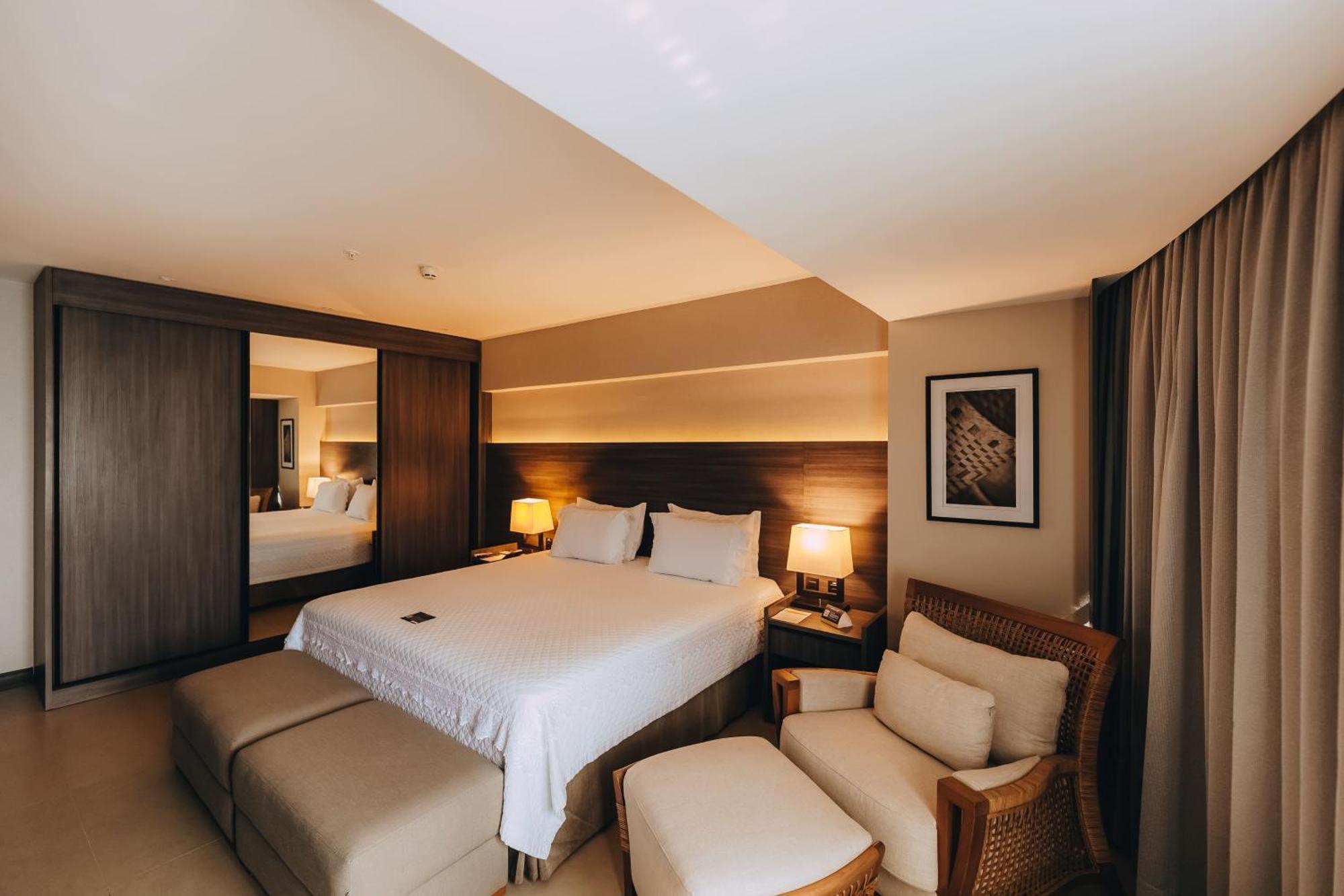 Suite with Hot Tub