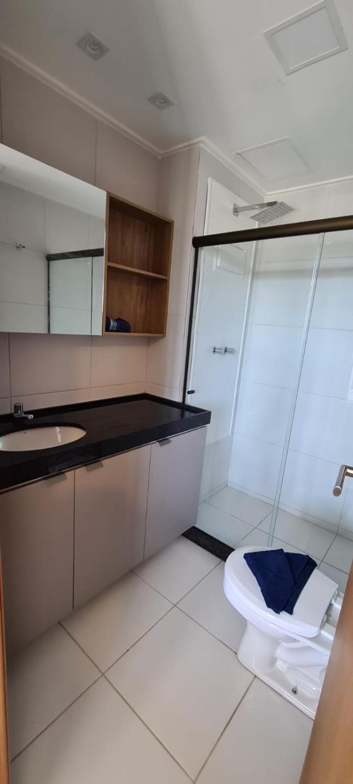 Apartamento com Varanda