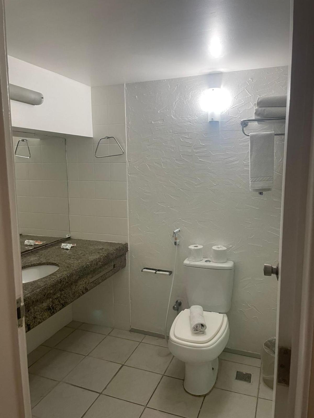 Quarto Triplo Superior com Vista Interior