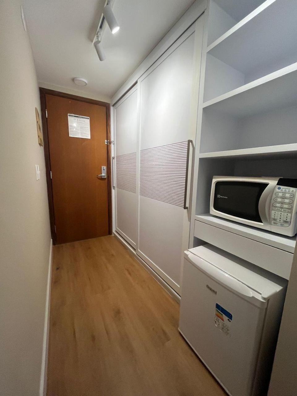 Quarto Deluxe (2 Adultos + 1 Criança)