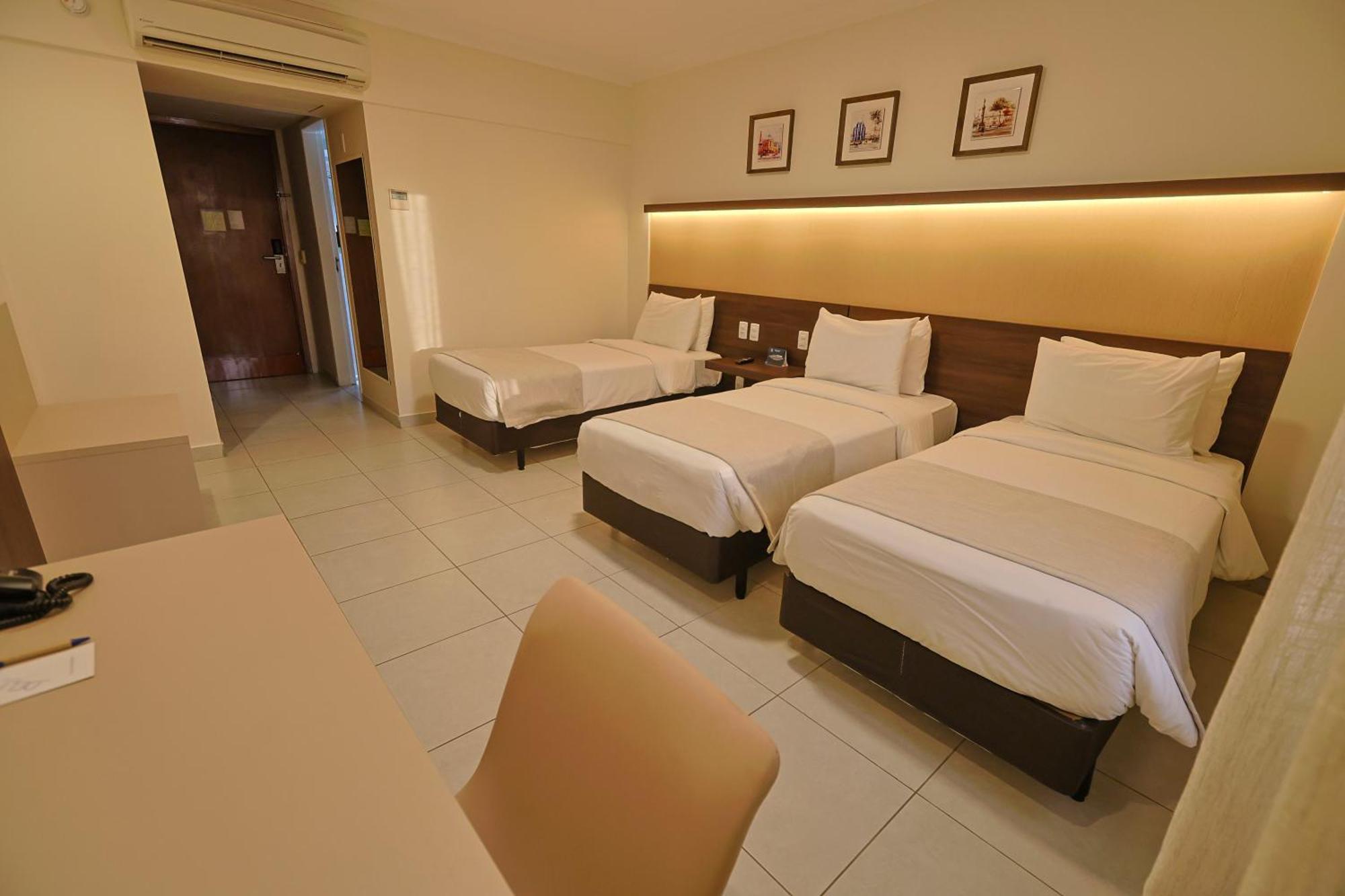 Quarto Triplo Standard