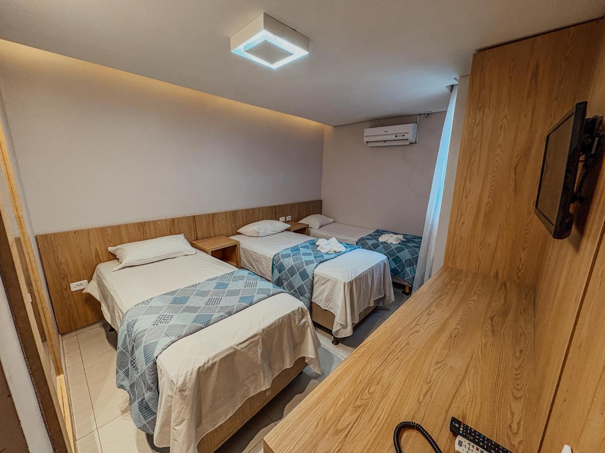 Quarto Triplo Standard