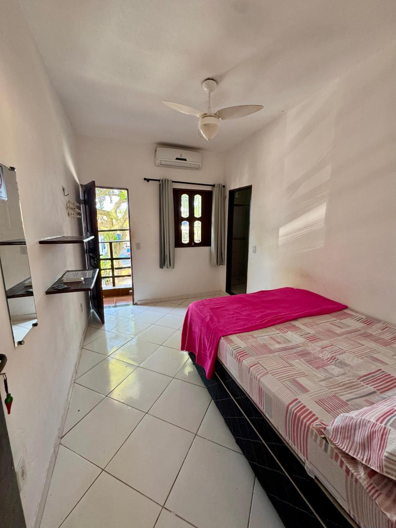 Quarto Duplo com Banheiro Privativo