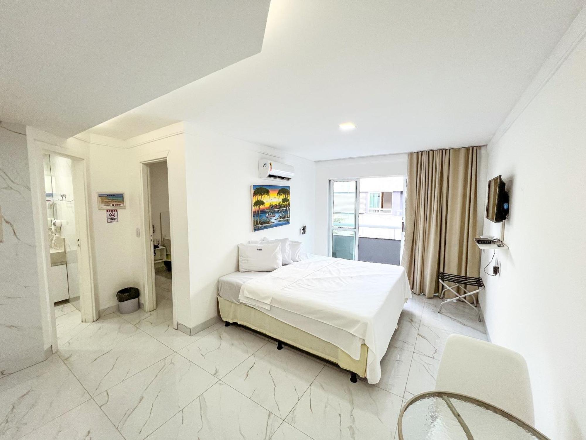 Apartment with View,1666700359:JPEG