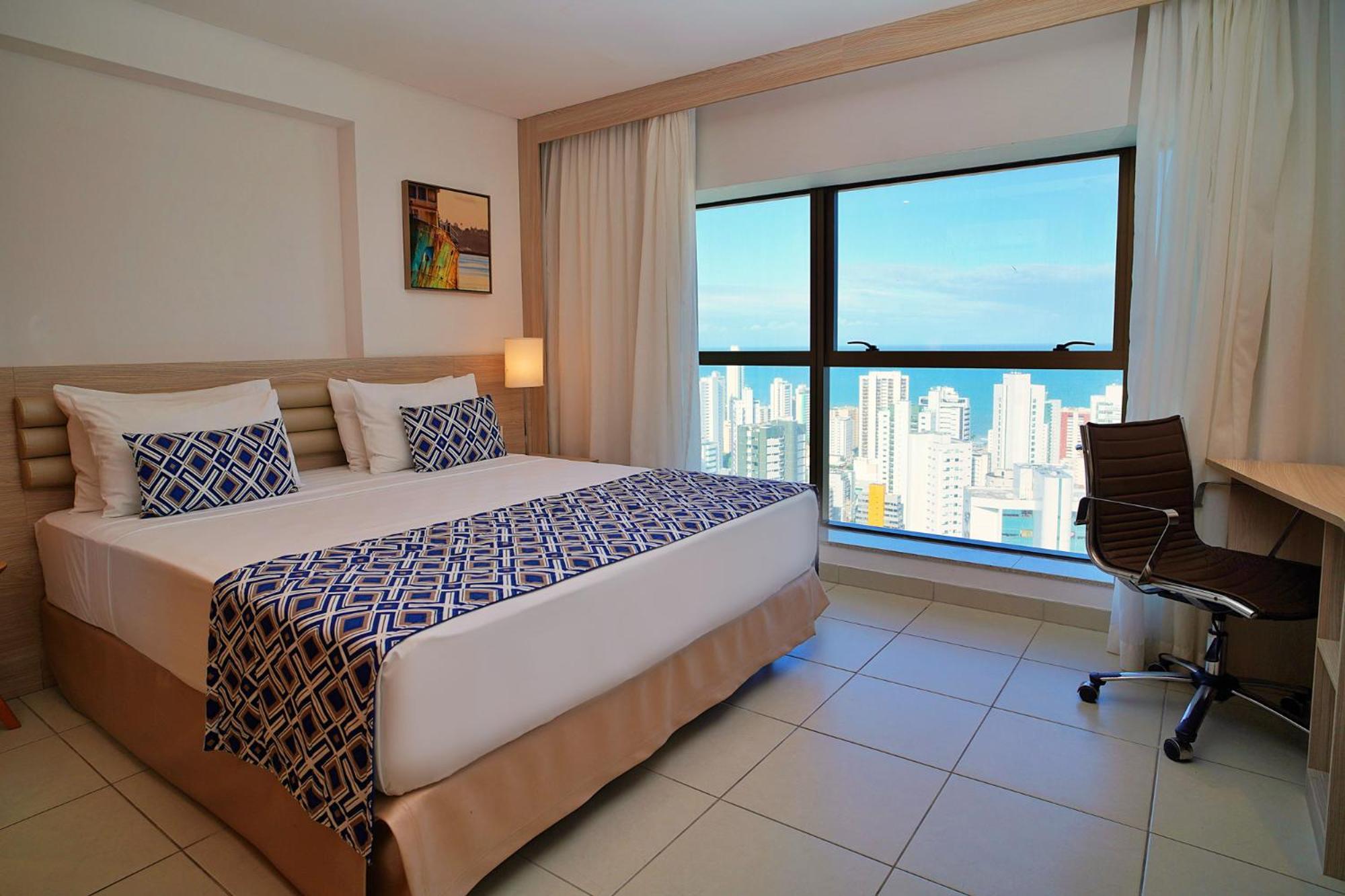 Deluxe Suite with Sea View
