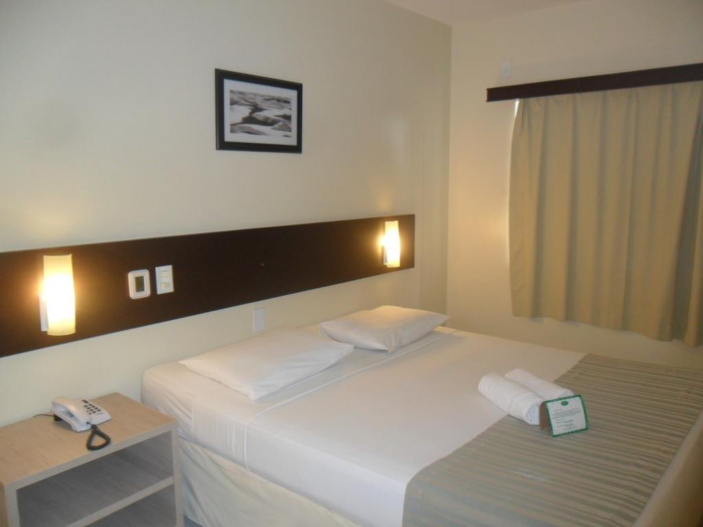 Quarto Duplo Standard