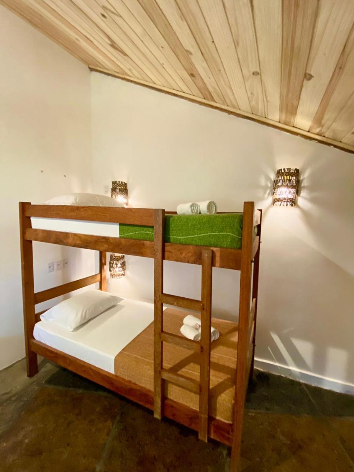 Quarto Quádruplo com Banheiro Compartilhado