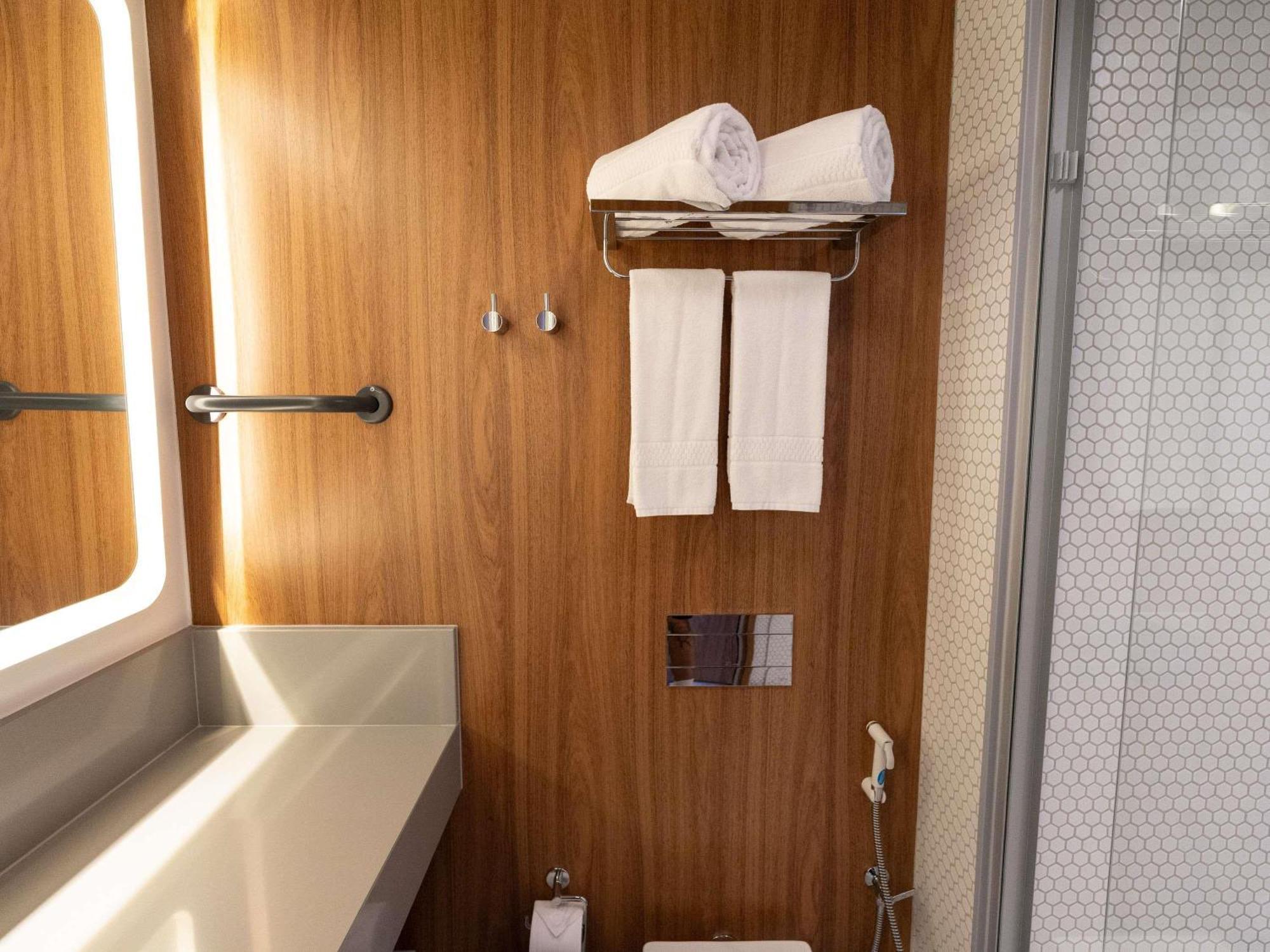 Quarto Superior com 2 Camas de Solteiro