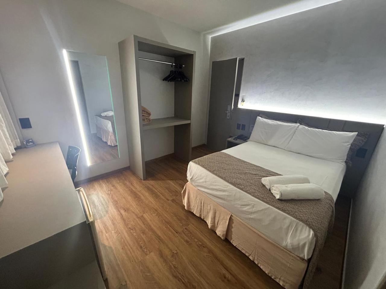 Quarto Duplo