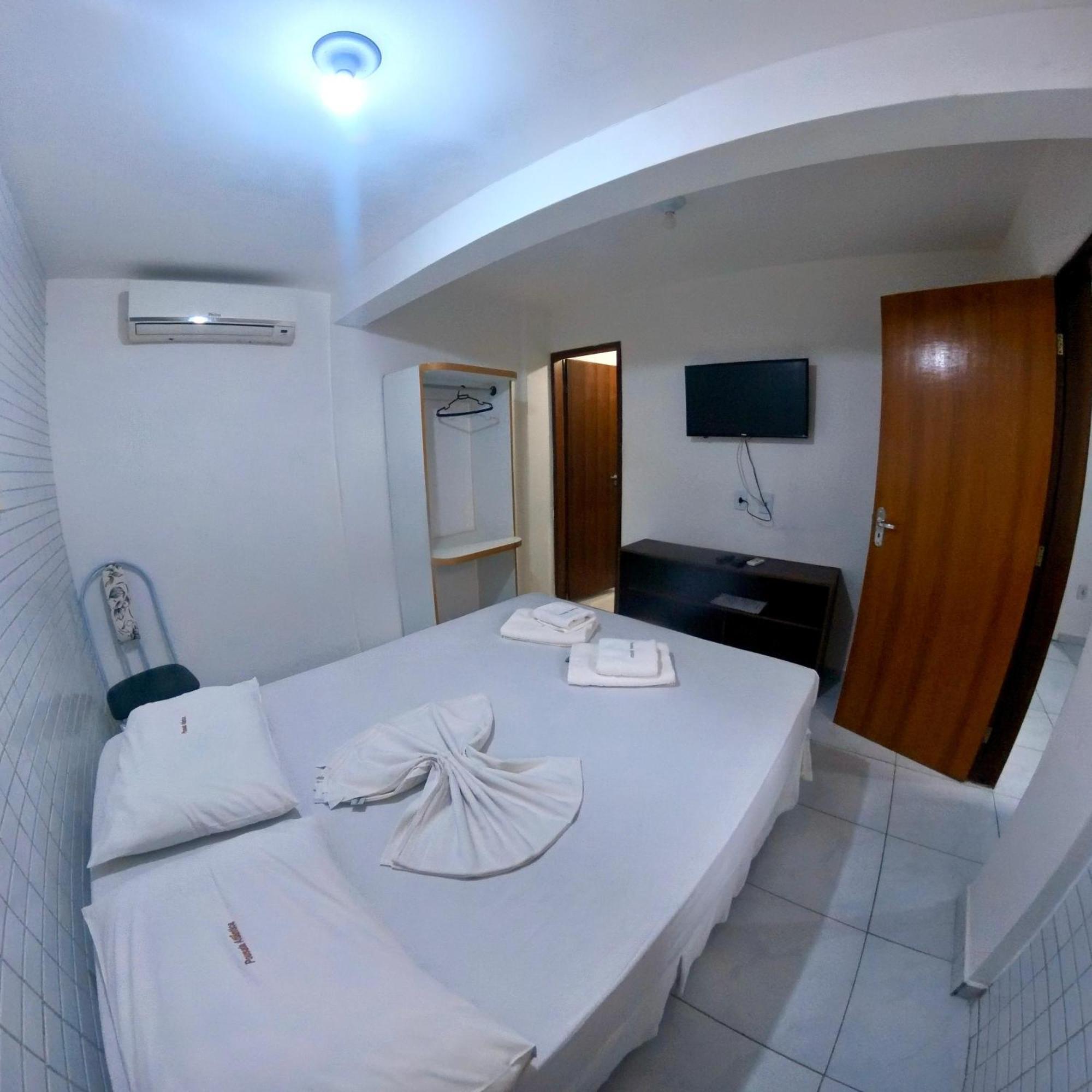 One-Bedroom Apartment - Non-Smoking