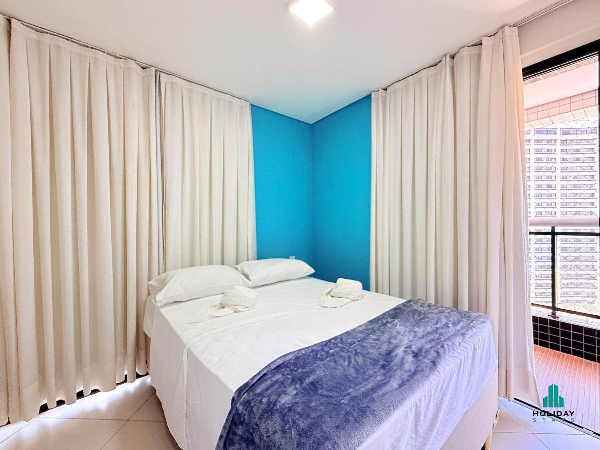 One-Bedroom Apartment Balcony Sea View