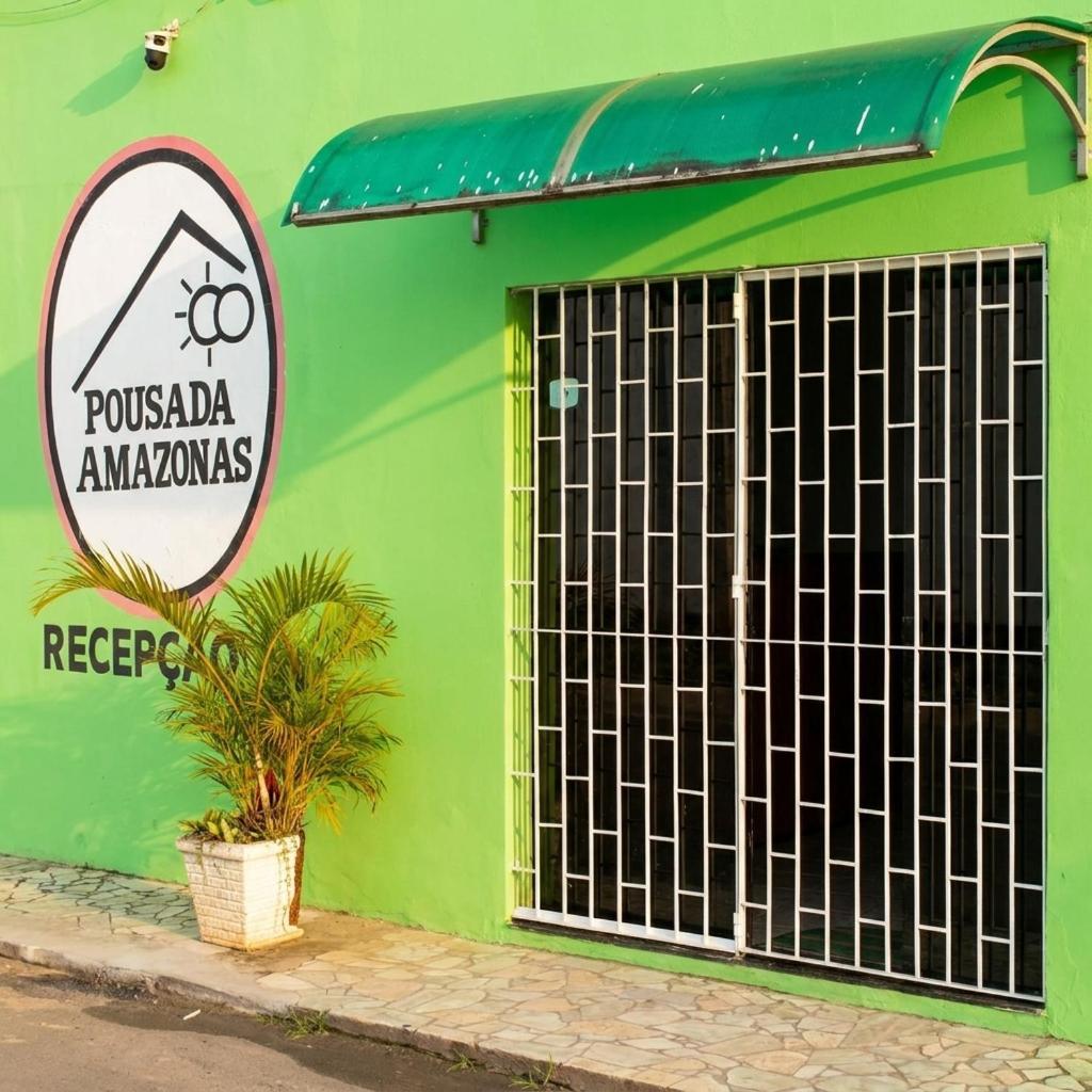 Quarto Triplo Básico