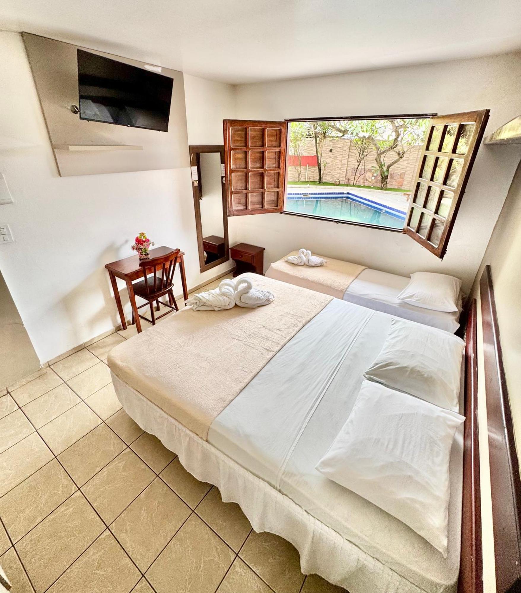 Family Room with Garden View