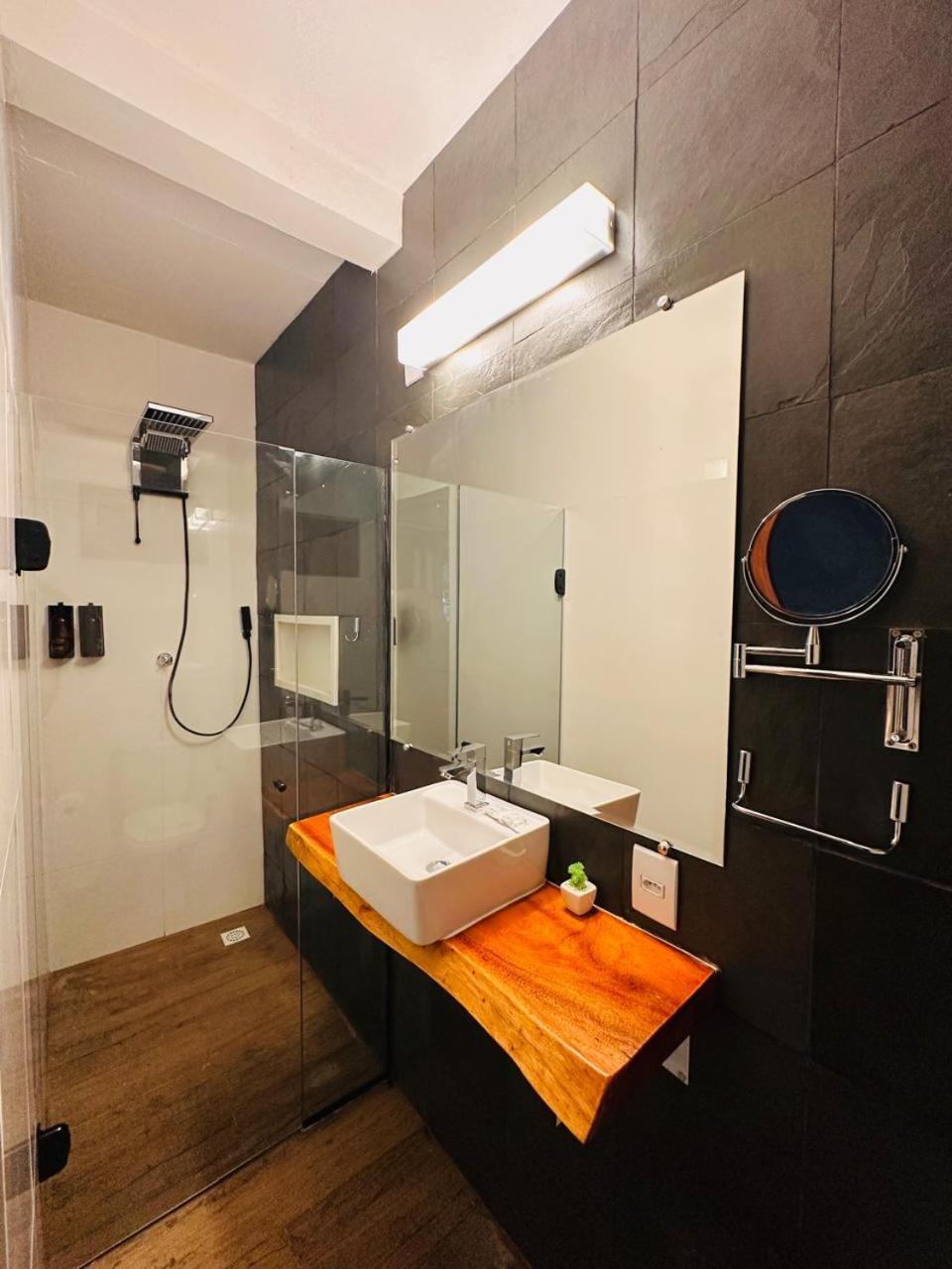 Quarto Duplo Essencial