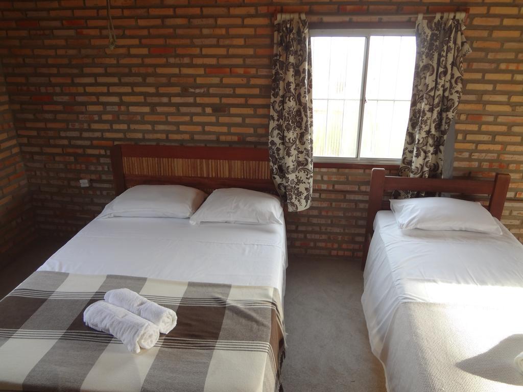 Quarto Triplo Básico
