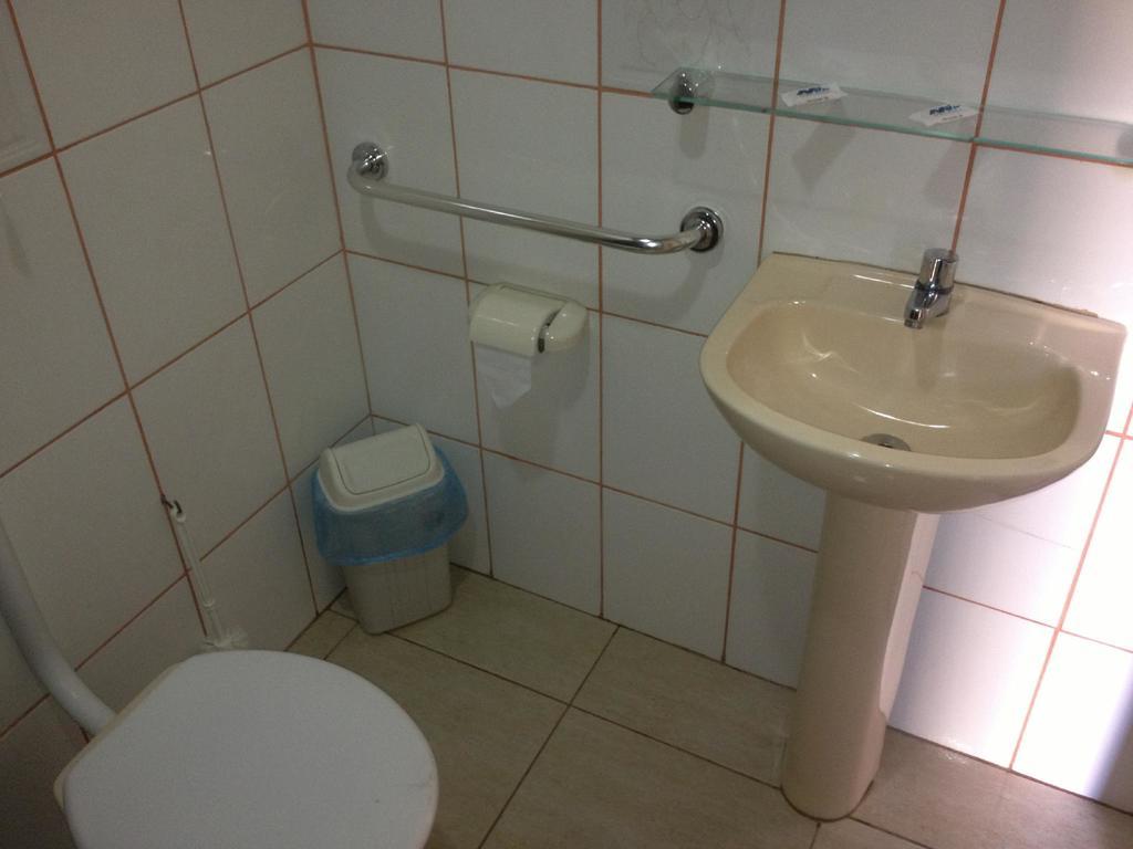 Quarto Standard com Cama de Casal ou 2 de Solteiro