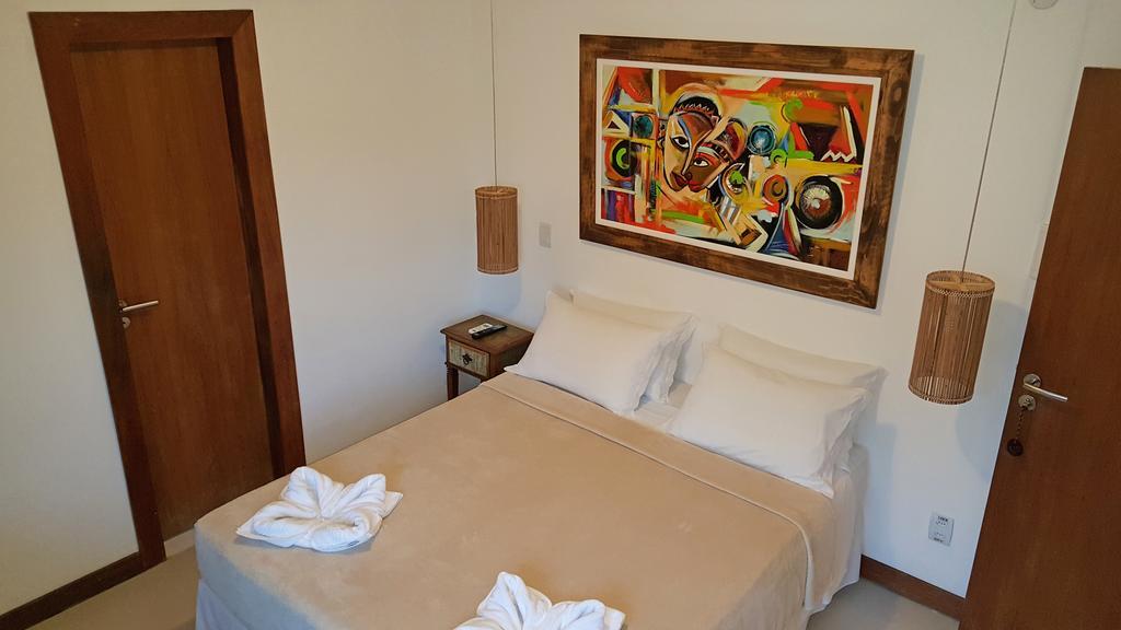 Quarto com Cama de Casal ou 2 de Solteiro