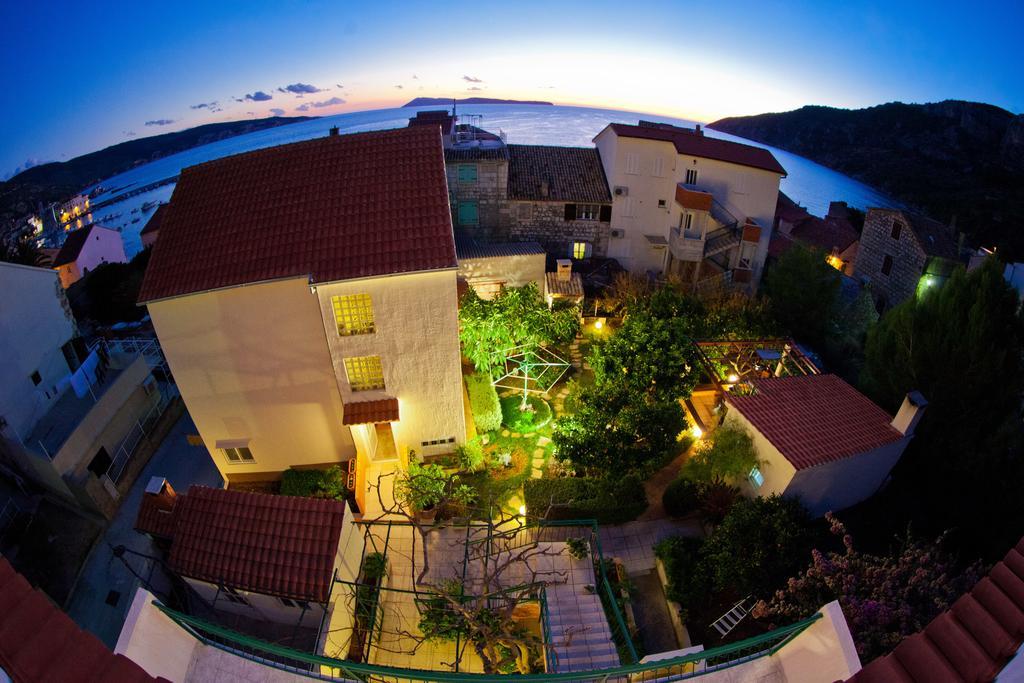 Deluxe Suite with Sea View