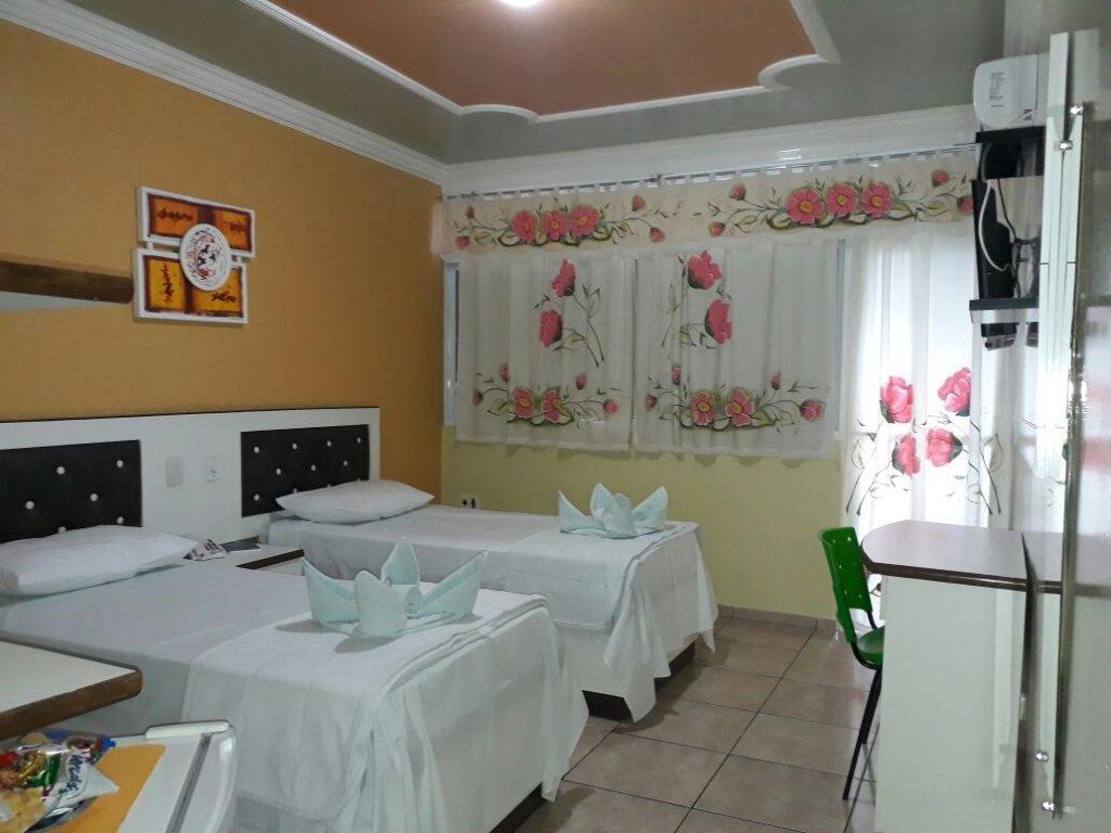 Quarto Duplo com Varanda