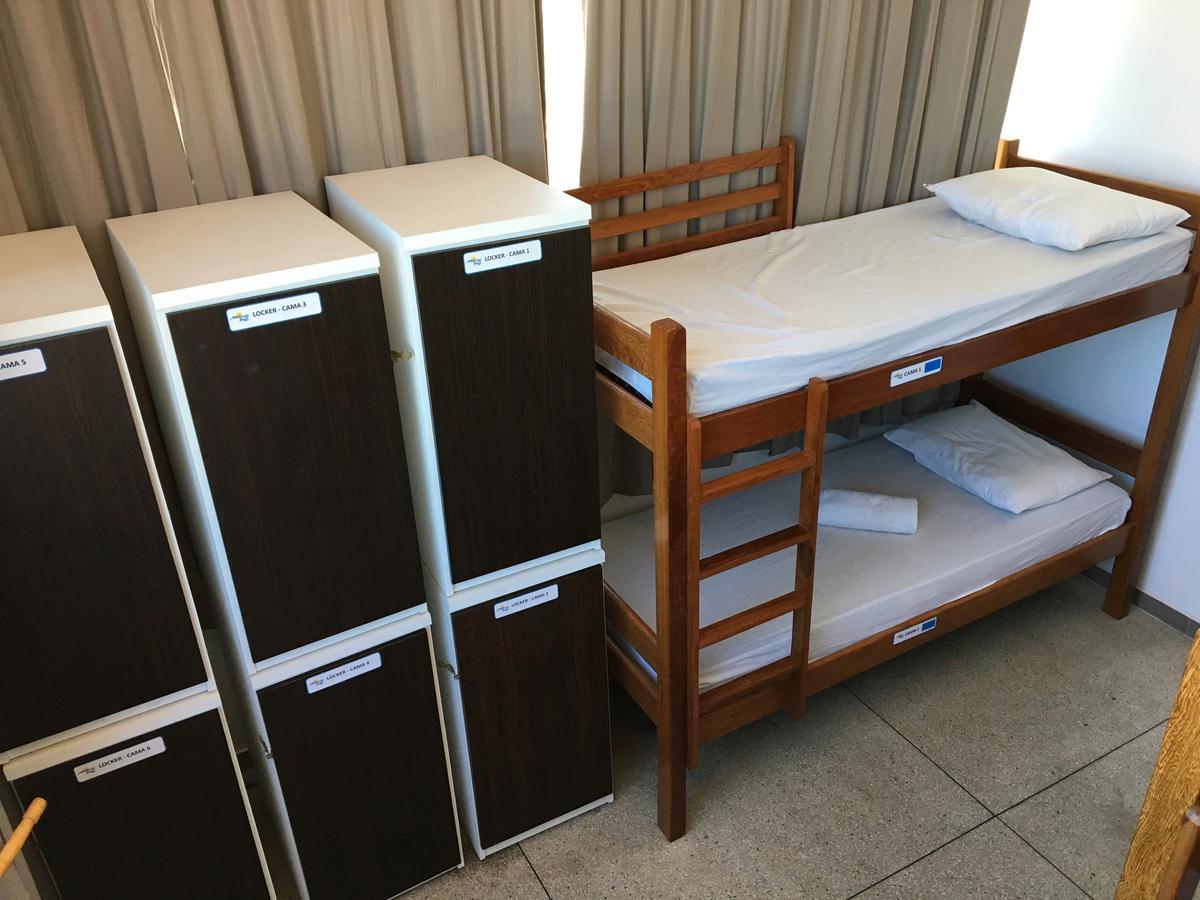 Cama em Dormitório Feminino com 6 Camas