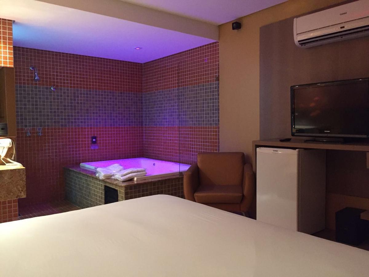 Quarto Duplo
