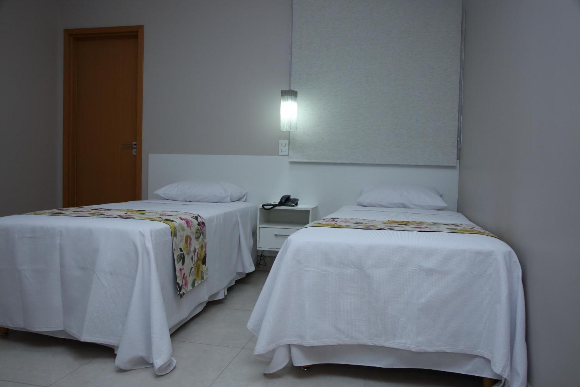 Large Twin Room,982811902:JPEG