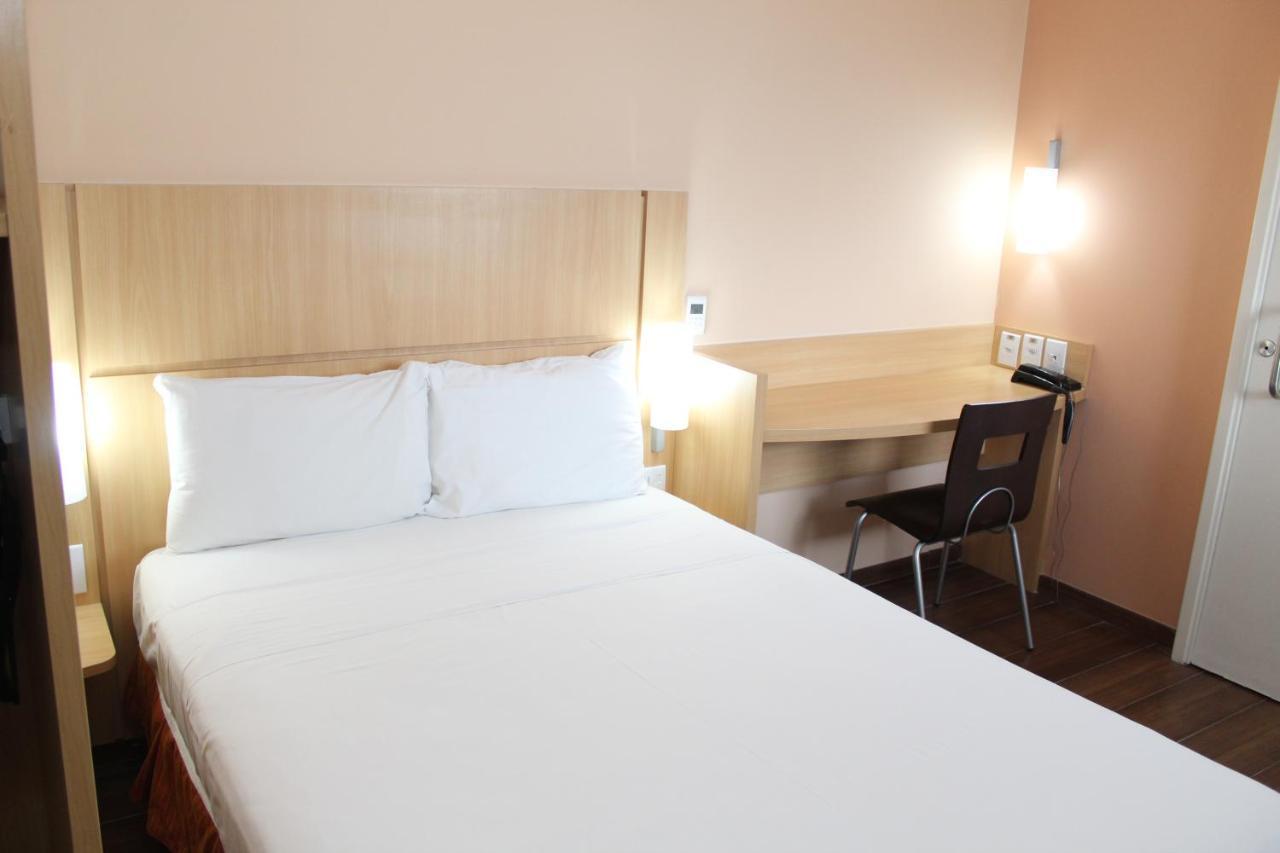Quarto Duplo Standard