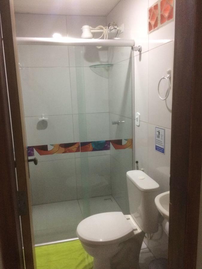 Quarto Pequeno com Cama de Casal ou 2 de Solteiro