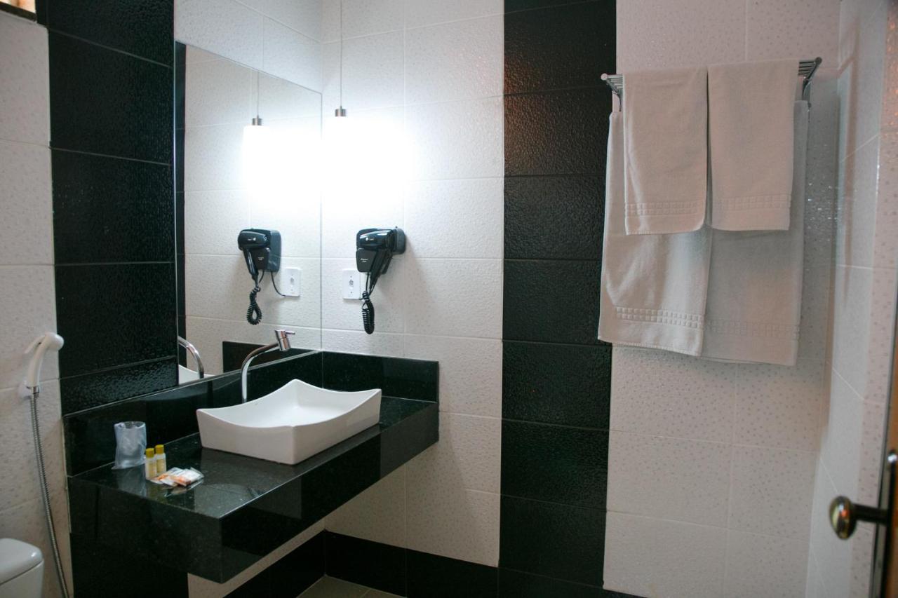 Quarto com Cama King-size