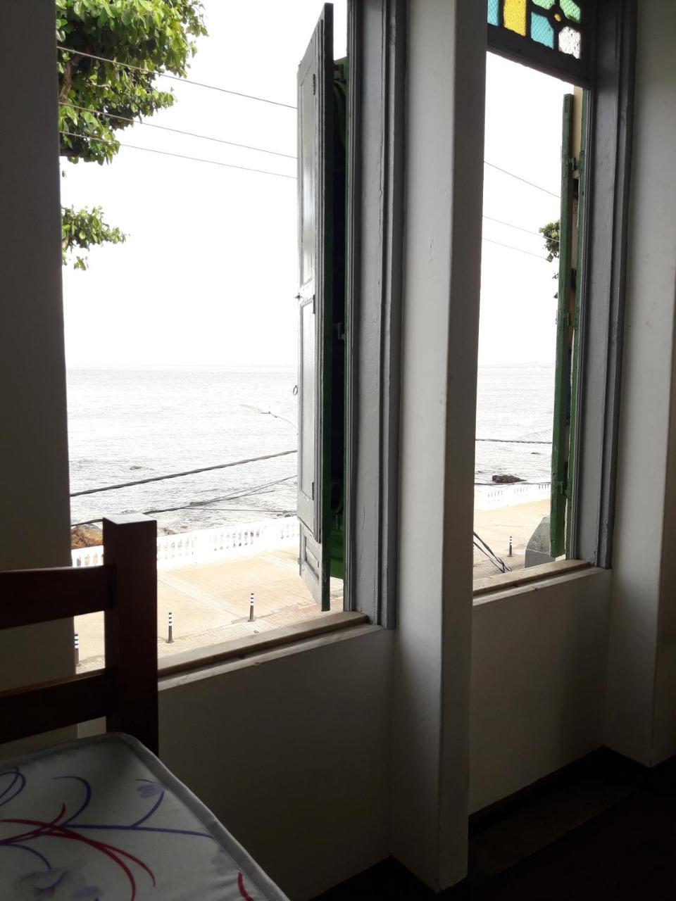 Posto Letto in Dormitorio Misto con 8 Letti