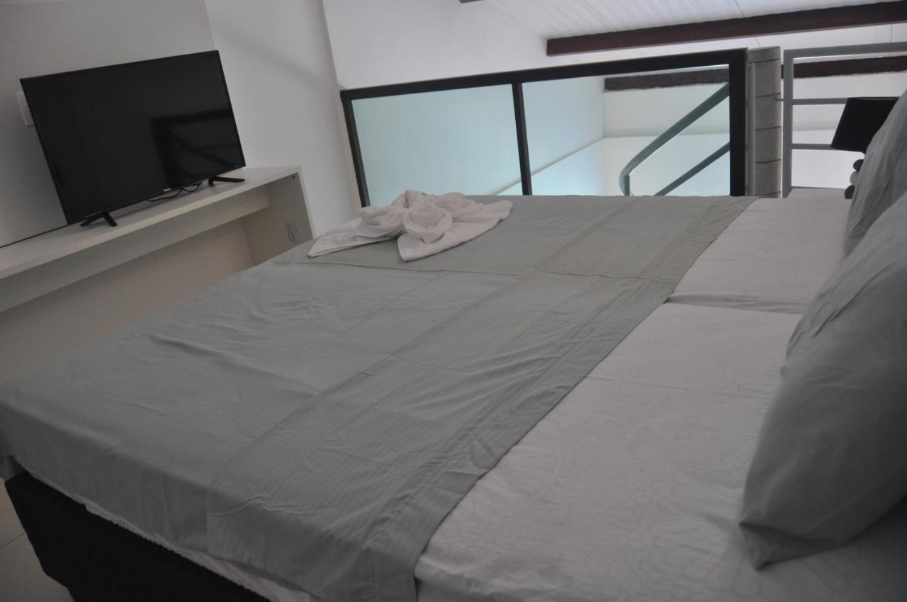 Quarto Superior com Cama de Casal ou 2 de Solteiro e Vista da Piscina