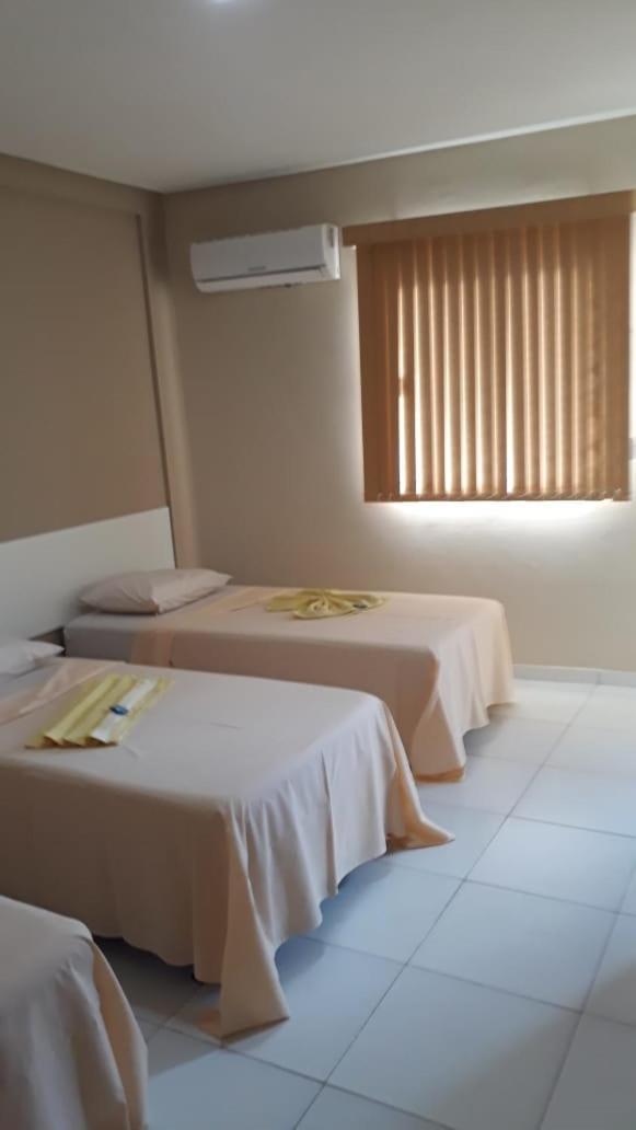 Quarto Triplo Básico