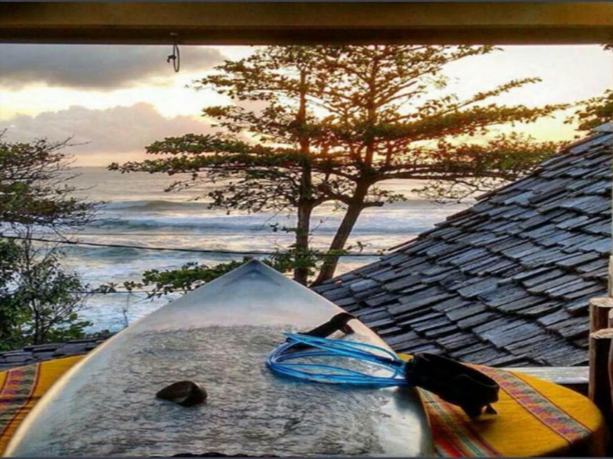 Quarto Triplo Deluxe com Vista do Mar