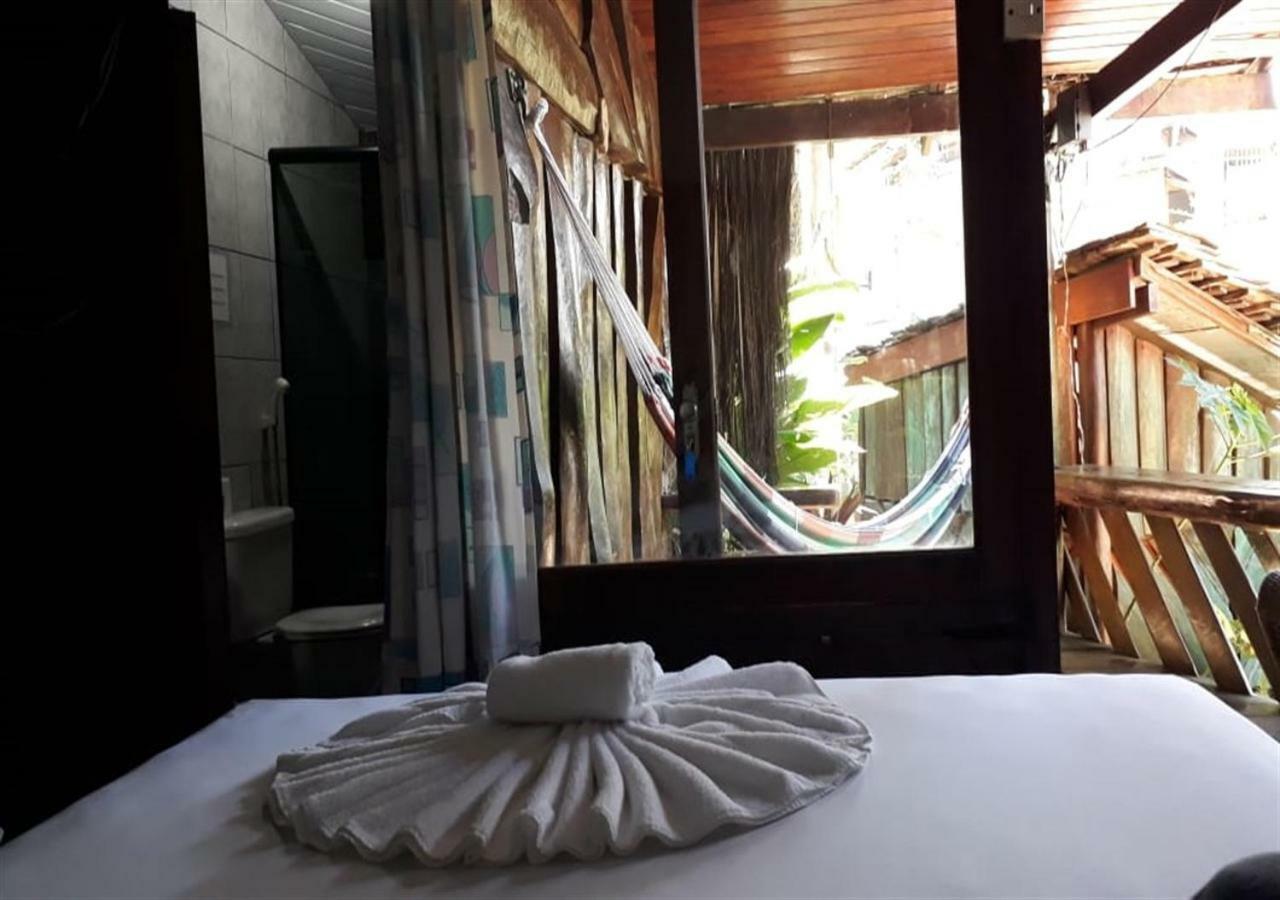 Quarto Triplo com Varanda